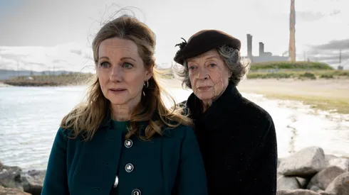 Laura Linney and Maggie Smith in "The Miracle Club"