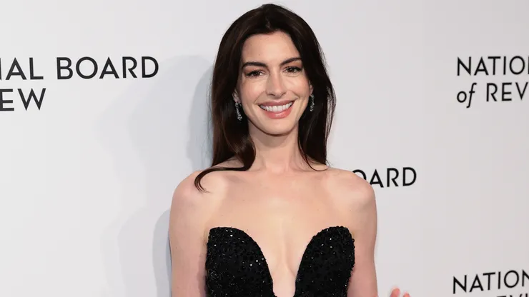 Anne Hathaway