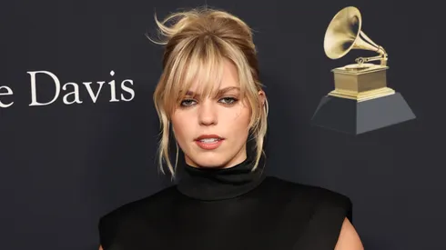 Reneé Rapp attends the 66th GRAMMY Awards Pre-GRAMMY Gala & GRAMMY Salute to Industry Icons Honoring Jon Platt.