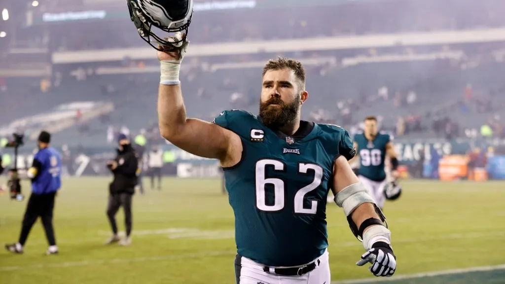 Jason Kelce #62 of the Philadelphia Eagles walks off the field after defeating the Washington Football Team at Lincoln Financial Field on December 21, 2021. (Source: Tim Nwachukwu/Getty Images)
