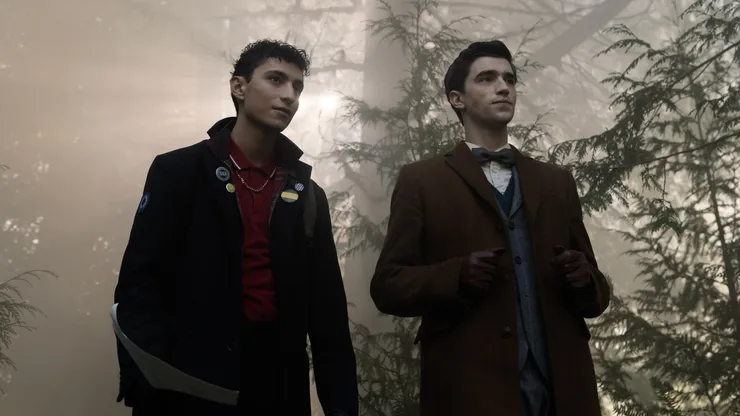 George Rexstrew and Jayden Revri in Dead Boy Detectives.