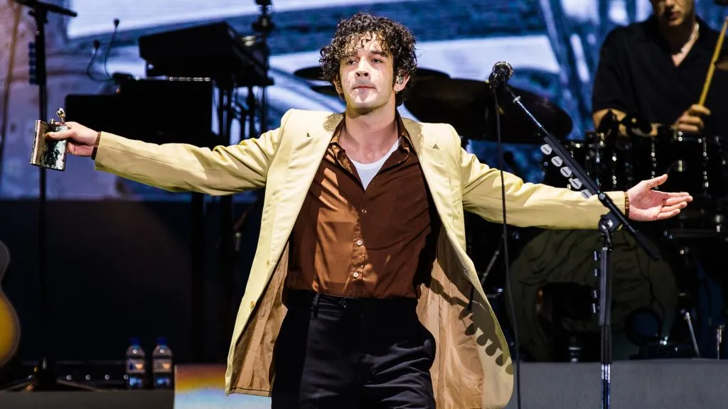 Matthew Healy of The 1975 performs live on stage during day two of Lollapalooza Brazil at Autodromo de Interlagos on March 25, 2023. (Source: Mauricio Santana/Getty Images)