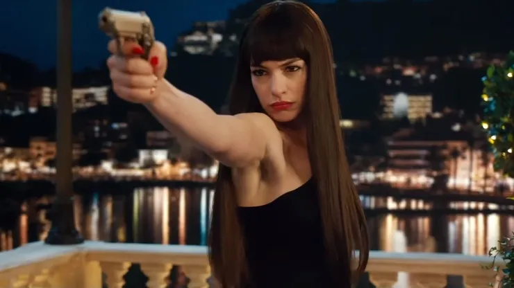 Anne Hathaway in The Hustle.