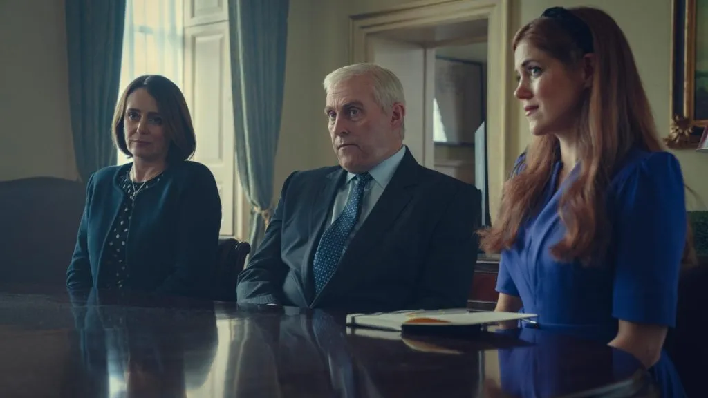 Rufus Sewell, Keeley Hawes and Charity Wakefield in Scoop. (Source: IMDb)