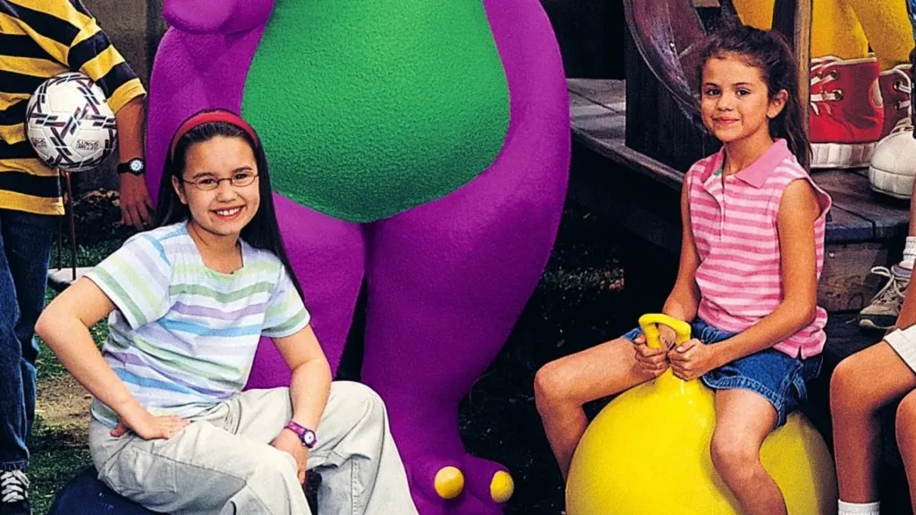 Demi Lovato and Selena Gomez in Barney &amp; Friends. (Source: @PopCrave)