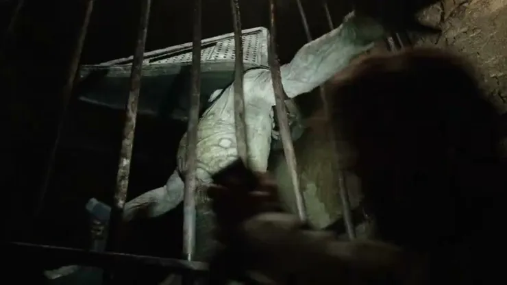 Pyramid Head in Return to Silent Hill.