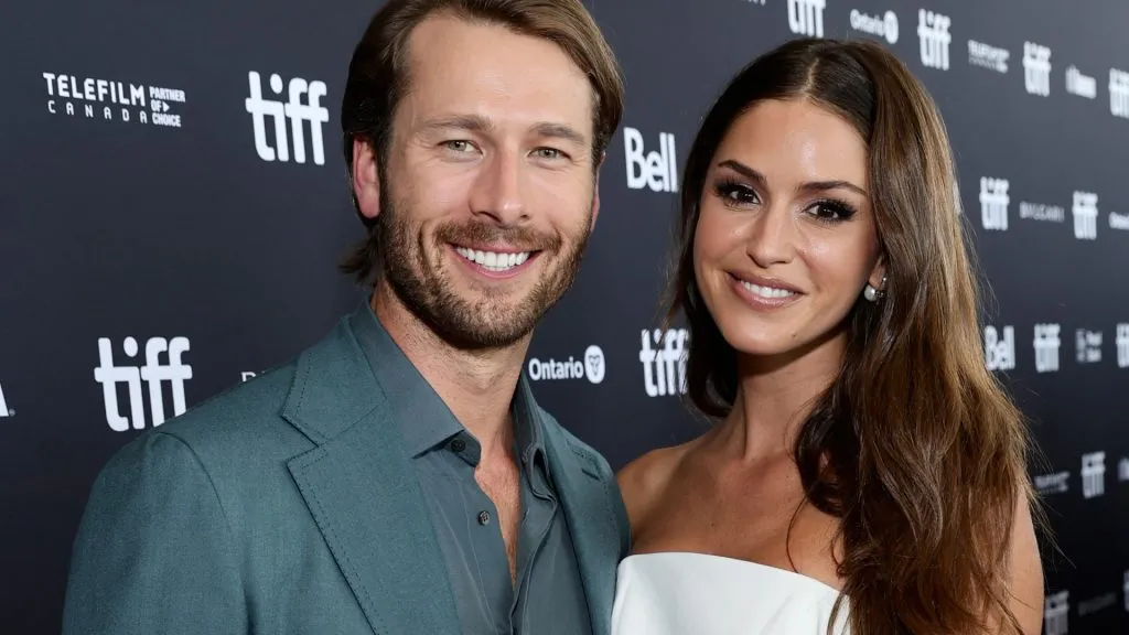 Glen Powell and Gigi Paris attend the “Devotion” Premiere at Cinesphere on September 12, 2022. (Source: Matt Winkelmeyer/Getty Images)