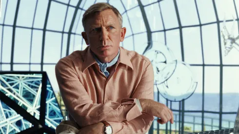 Daniel Craig in Glass Onion.