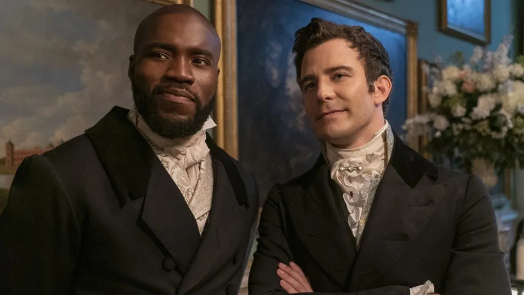 Luke Thompson and Martins Imhangbe in Bridgerton, Season 3. (Source: IDMb)