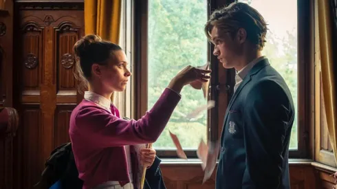 Harriet Herbig-Matten and Damian Hardung in Maxton Hall.