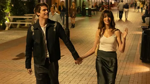 Anne Hathaway and Nicholas Galitzine in The Idea of You.