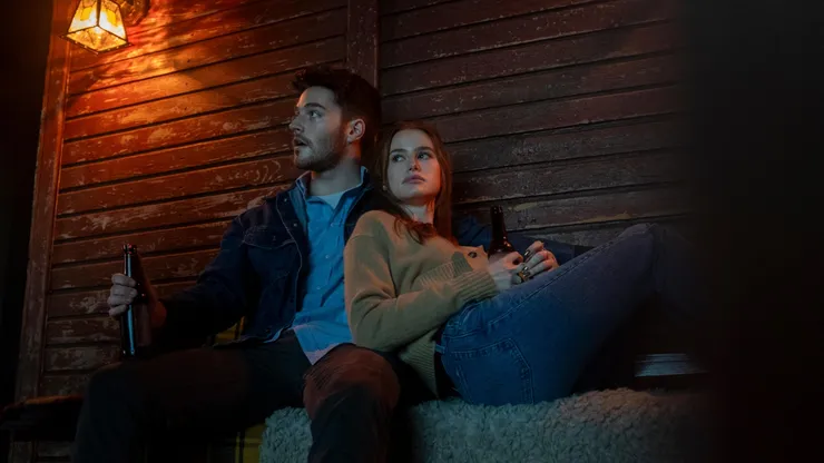 Madelaine Petsch and Froy Gutierrez in The Strangers: Chapter 1.