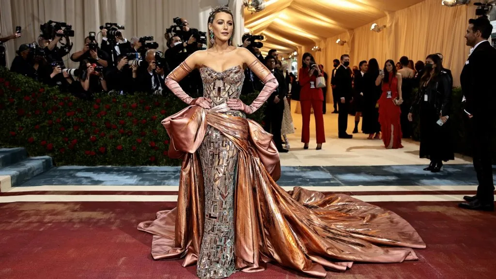 Blake Lively attends The 2022 Met Gala Celebrating “In America: An Anthology of Fashion” at The Metropolitan Museum of Art on May 02, 2022. (Source: Dimitrios Kambouris/Getty Images for The Met Museum/Vogue)