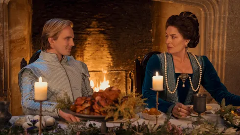 Anna Chancellor and Henry Ashton in Mi Lady Jane.