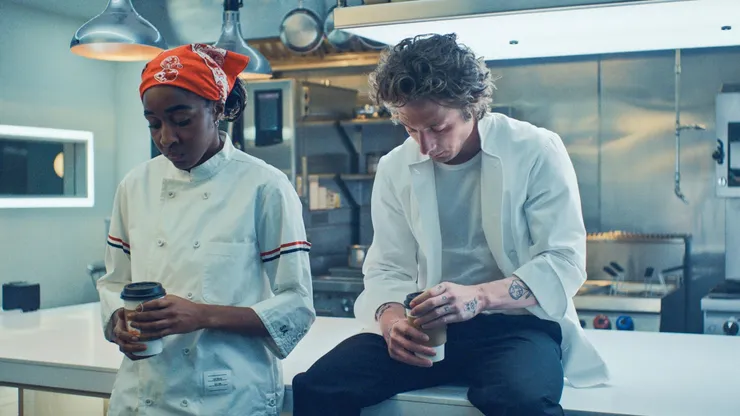 Jeremy Allen White and Ayo Edebiri in The Bear.