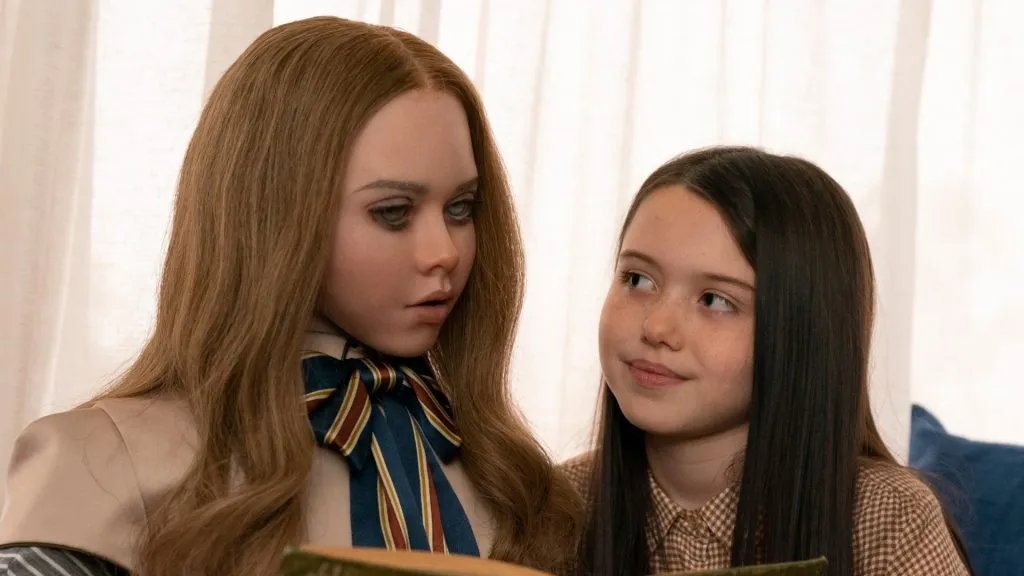 Violet McGraw and Amie Donald