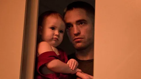 Robert Pattinson and Scarlett Lindsey in "High Life".