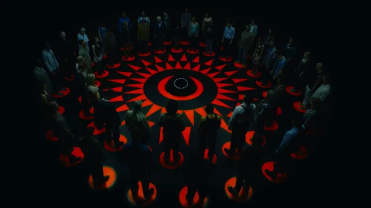 "Circle".