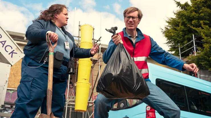 Stephen Merchant and Jessica Gunning in "The Outlaws".