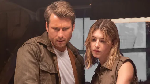 Glen Powell and Daisy Edgar-Jones in "Twisters".