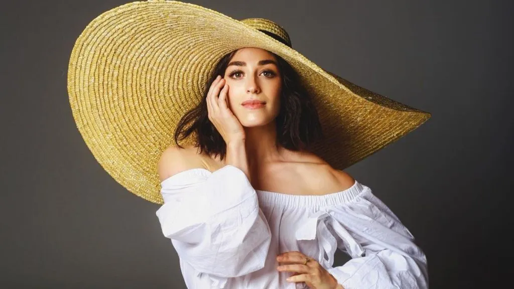 Haylee Roderick. (@hayleeruth)