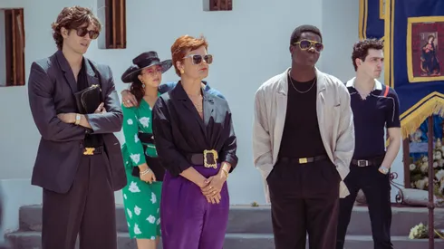 Daniel Sharman, Martha Pimplon, Eliza Butterworth, Jack Rowan and Josh Tedeku in Episode 7 of A Town Called Malice.