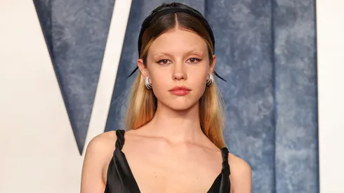Mia Goth attends the 2023 Vanity Fair Oscar Party Hosted By Radhika Jones.