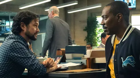 Joseph Gordon-Levitt as Detective Bobby Abbott and Eddie Murphy as Axel Foley in Beverly Hills Cop: Axel F.