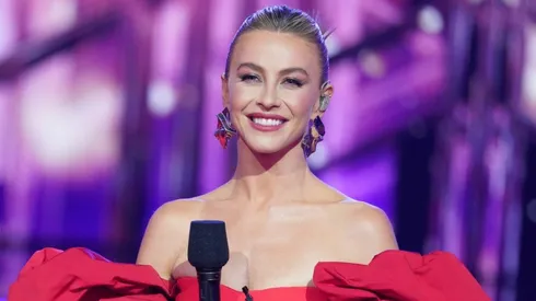 Julianne Hough in Dancing with the Stars, Season 32.