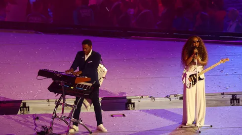 H.E.R during the Closing Ceremony