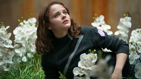 Joey King in Uglies.