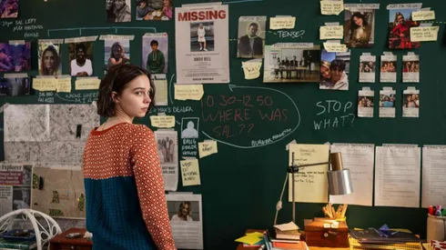 Emma Myers in "A Good Girl's Guide to Murder".