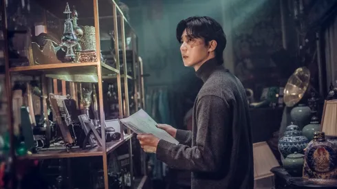 Park Seo-joon in Gyeongseong Creature, Season 2.