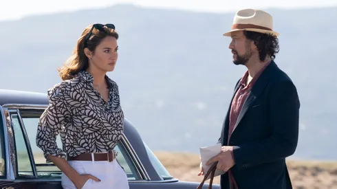 Joseph Gordon-Levitt and Shailene Woodley in Killer Heat.