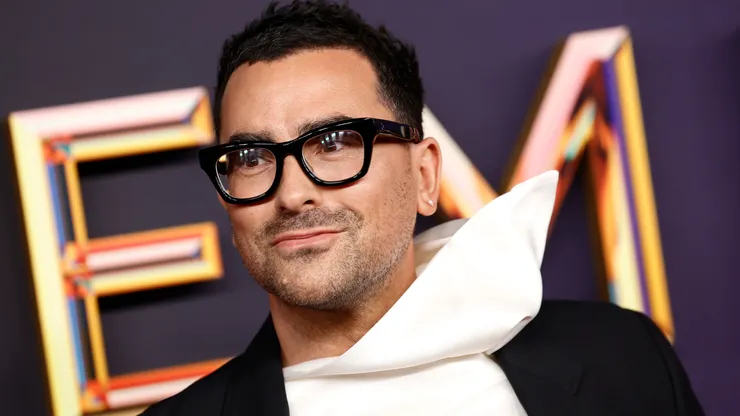 Dan Levy attends the 76th Primetime Emmy Awards at Peacock Theater on September 15, 2024.