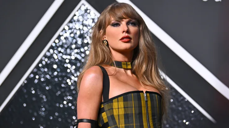 Taylor Swift attends the 2024 MTV Video Music Awards at UBS Arena on September 11, 2024.
