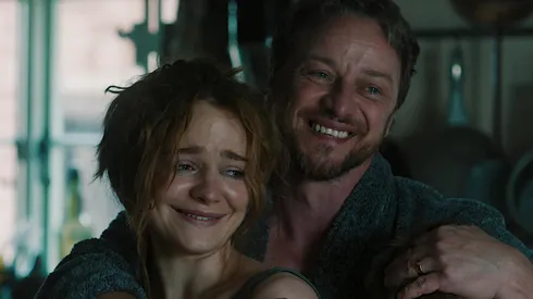 Aisling Franciosi and James McAvoy in "Speak No Evil".