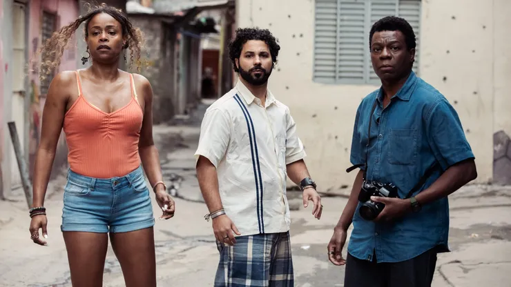 Alexandre Rodrigues and co-stars in Season 1 of City of God: The Fight Rages On.