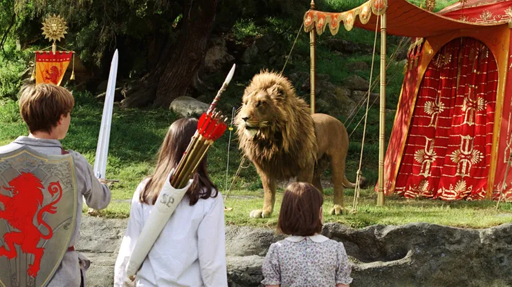 Liam Neeson, William Moseley, Anna Popplewell and Georgie Henley in The Chronicles of Narnia: The Lion, the Witch and the Wardrobe.