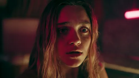 Isabel Gravitt in "Dead Sea".