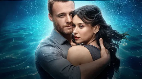 Kerem Bürsin and Devrim Özkan in Blue Cave.