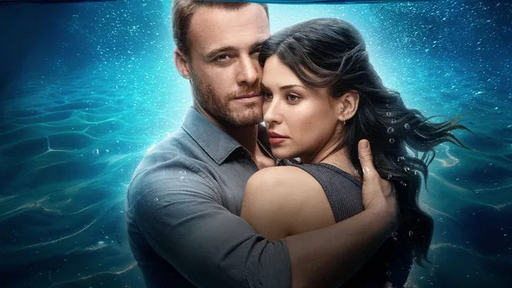 Kerem Bürsin and Devrim Özkan in Blue Cave.