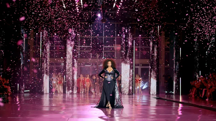 Tyra Banks walks the runway for the Victoria's Secret Fashion Show 2024.
