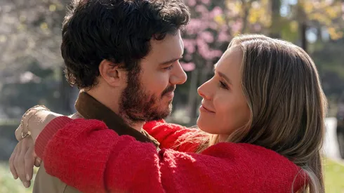 Kristen Bell and Adam Brody in Nobody Wants This.