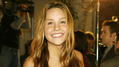 Actress Amanda Bynes attends the WB's premiere of "The Last Samurai" held on December 1, 2003 at the Mann's Village Theatre, in Los Angeles, California. (Photo by Carlo Allegri/Getty Images)