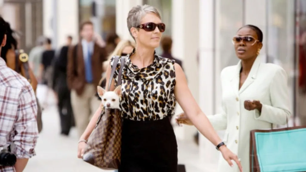 Jamie Lee Curtis in “Beverly Hills Chihuahua” (Source: IMDb)