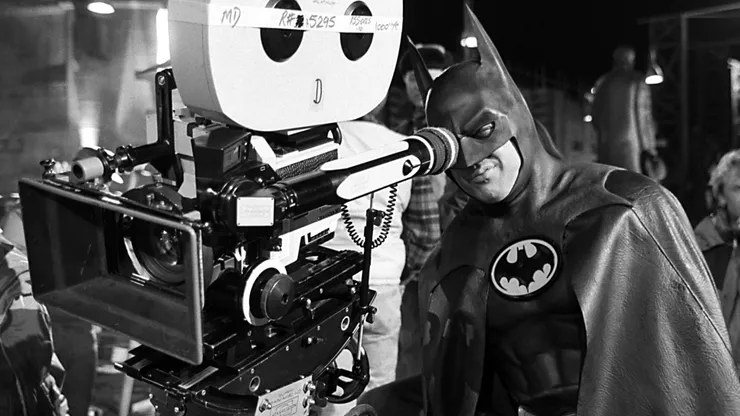 Michael Keaton behind the scenes in "Batman"