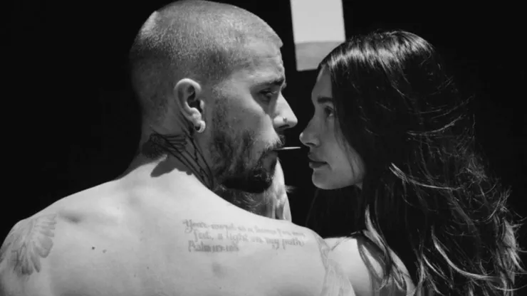 Justin Bieber includes a new photo with Hailey Bieber as part of the promotion for his album SWAG.