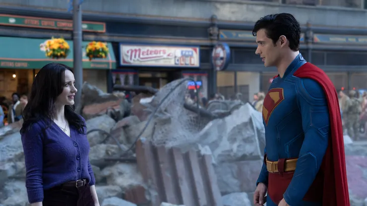 Rachel Brosnahan and David Corenswet in "Superman"