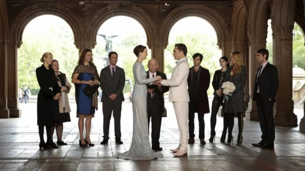 IMDb / Giovanni Rufino – ©&nbsp;2012 THE CW Network, LLC.